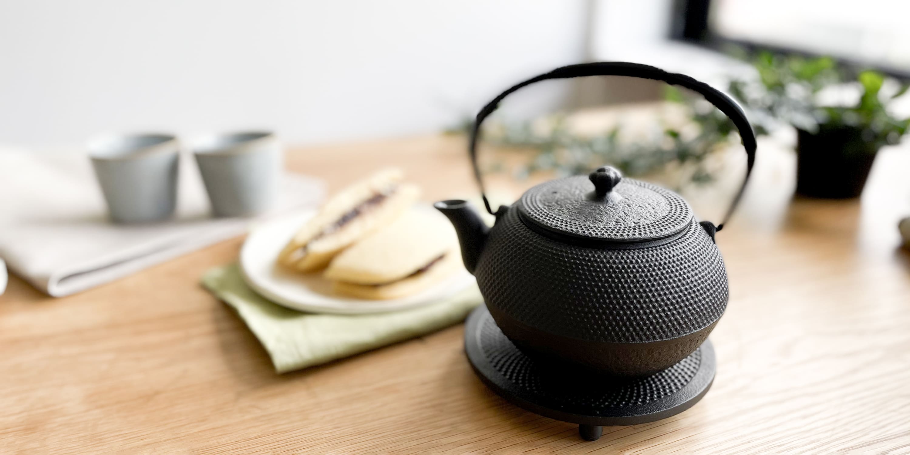 【専用画面】南部鉄器 及源 OIGEN 鉄瓶 松葉柄 及源鋳造｜OIGENの「南部鉄瓶」について