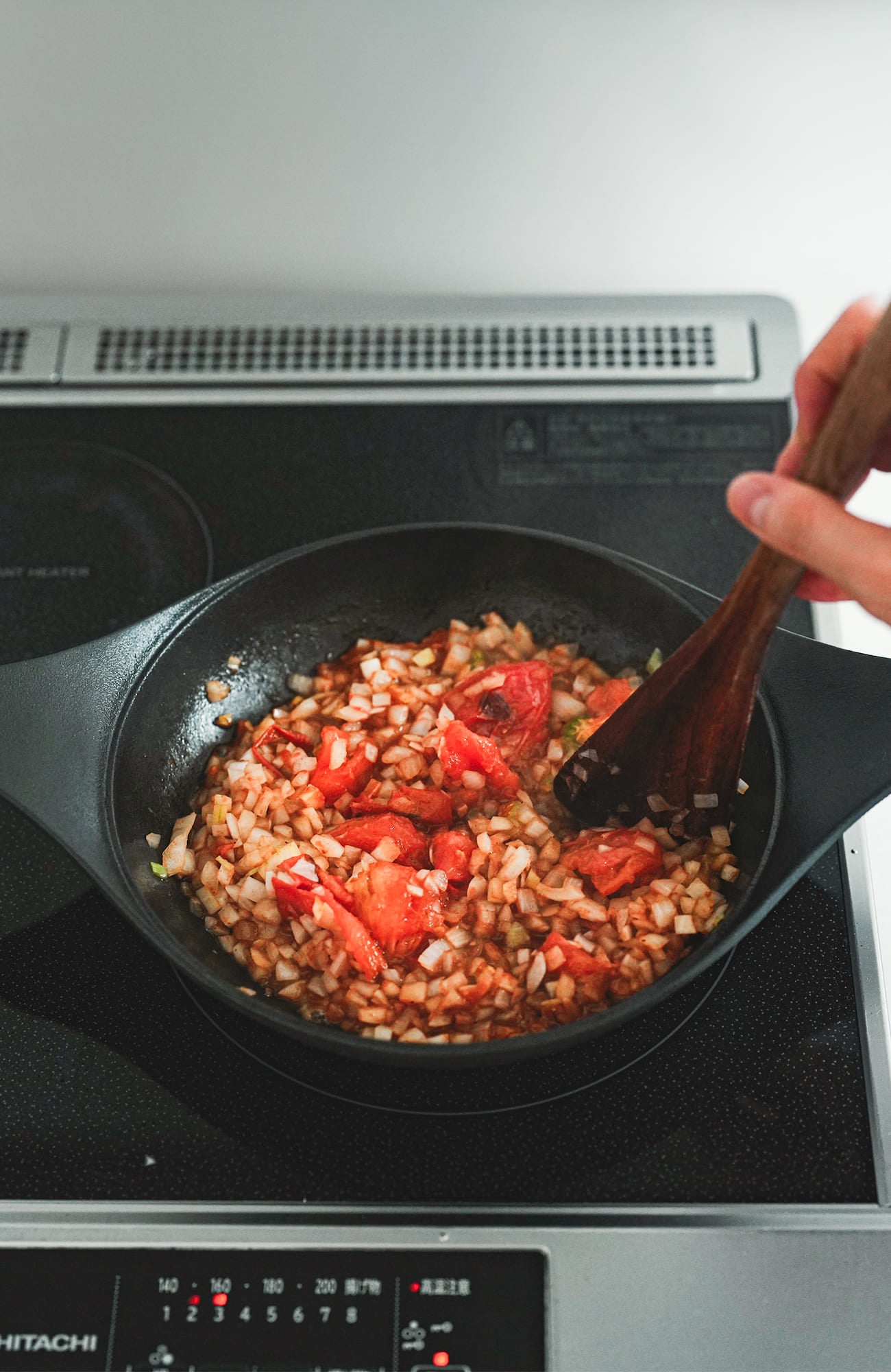 naked pan 両手21cm 深形 | 南部鉄器の老舗 及源鋳造 OIGEN 公式